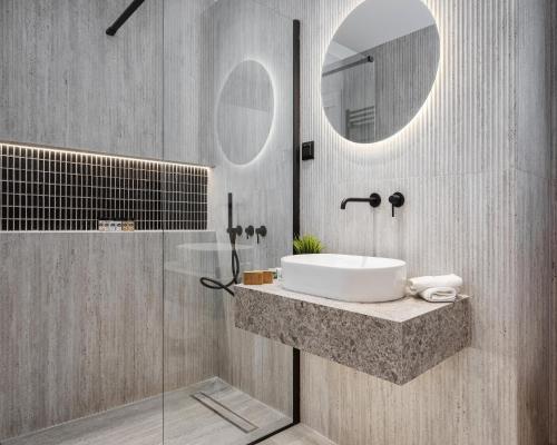 Acropolis City Icon Residence