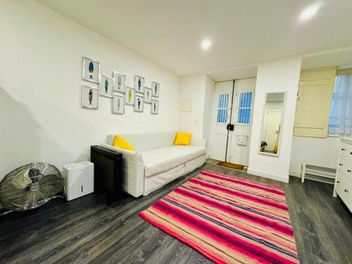 Cosy city studio Lisbon