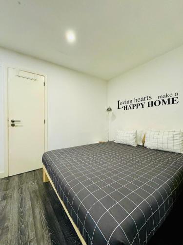 Cosy city studio Lisbon