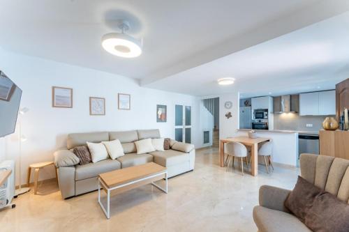 SR Las Cancelas 3BDR townhouse in Marbella Centre