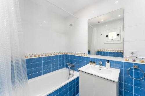 SR Las Cancelas 3BDR townhouse in Marbella Centre