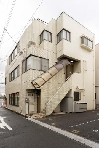 Modern Tokyo Suites