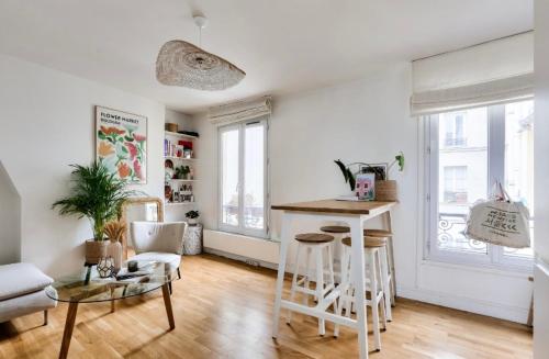 Charmant duplex lumineux plein Montmartre