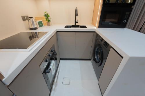 Luxury & Modern Brand New Family Apartments