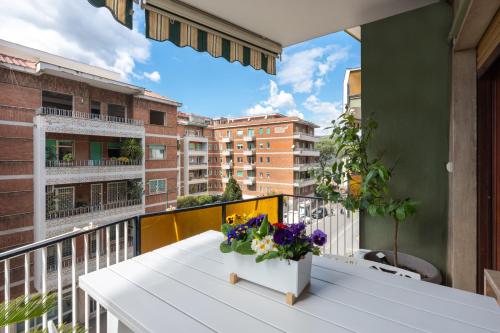 323 Cilea Apartment