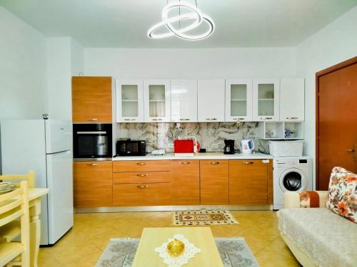 Amaris Apartment