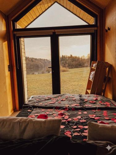 Ένα ή περισσότερα κρεβάτια σε δωμάτιο στο Tiny House Glamping Mak