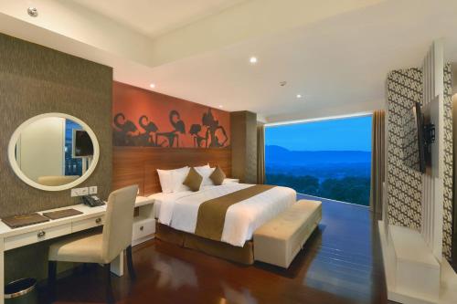 Afbeelding uit fotogalerij van Platinum Adisucipto Hotel & Conference Center in Yogyakarta