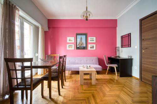 A Vintage Flat near Museum