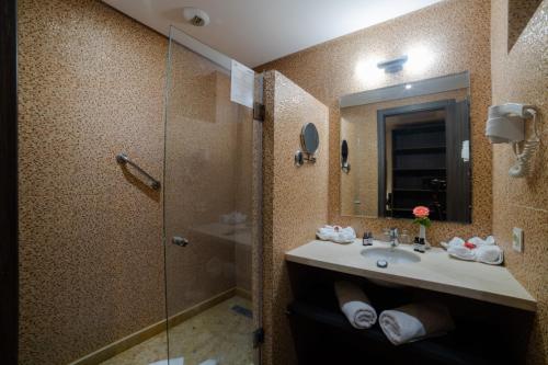 Bany a Wazo Hotel