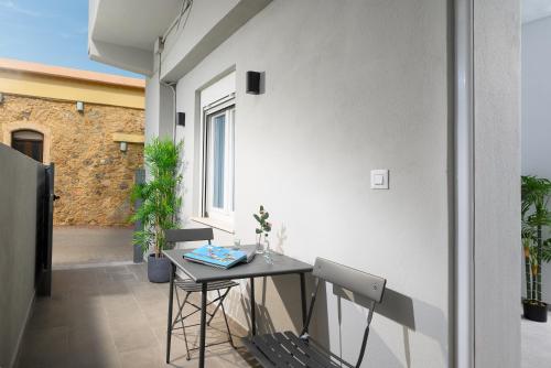 Ariadne & Thiseas Μodern Ηomes in Hersonisos