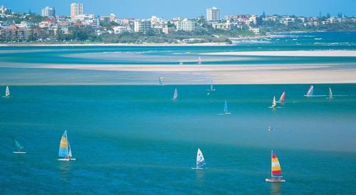 Gambar di galeri bagi Riviere on Golden Beach di Caloundra