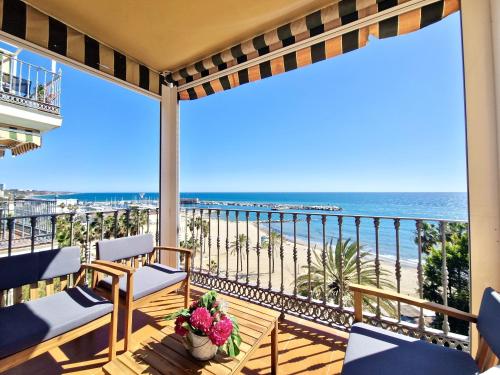 SR Bajadilla beach front with wonderful sea view