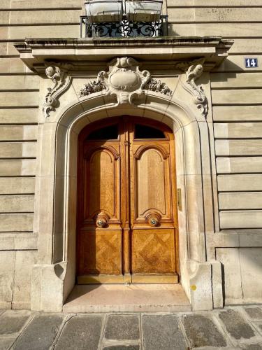 Luxury Apartment in Saint Germain des Pres