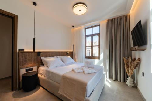 Karavel Suites - Old Town Boutique Rooms
