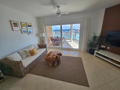 Amazing ocean view apartment