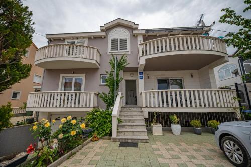 Apartmani Kozina