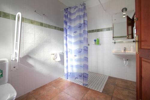 Ένα μπάνιο στο Casa Rural Sant Joan