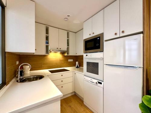 Apartamento Dalmases con Parking Gratis - Hermosas Vistas a Sierra Nevada