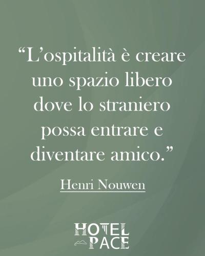 a sign with the words lossipita and create two spava liberadoes at Hotel Pace in Pompei