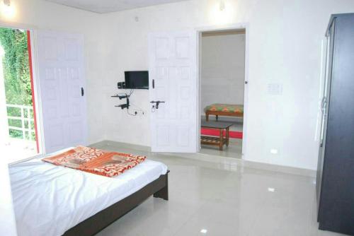 Gallery image of Vacanza Estate House in Kakkabe