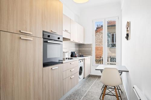 Nice Renting - NOTRE DAME - Cosy Loft Perfect View on the roofs