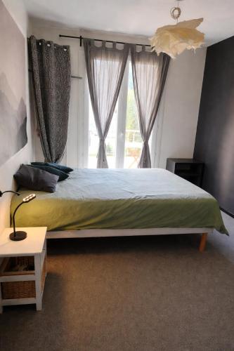 Appartement 2 chambres avec balcon - Tram proche