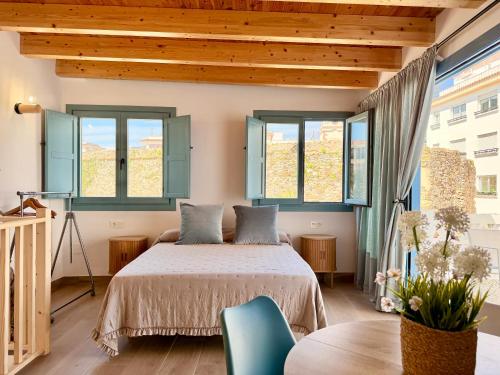 El Castillo Apartamentos Boutique Old Town Estepona - EaW Homes