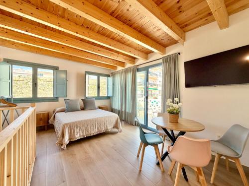 El Castillo Apartamentos Boutique Old Town Estepona - EaW Homes