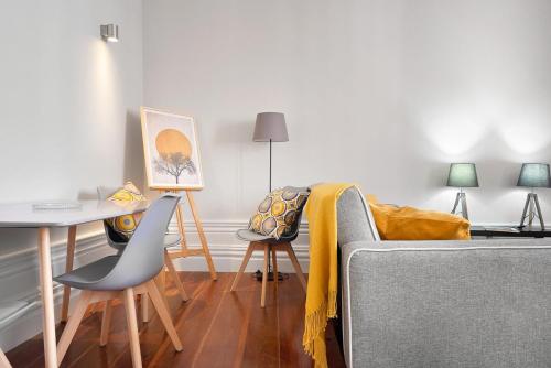 Alegria Prestige Suite by LuxiStay
