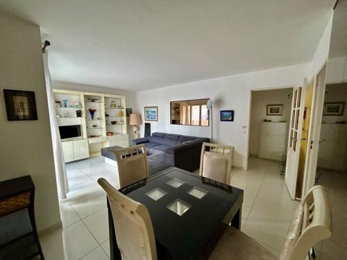 A007 - Appartement chic au coeur de Cannes