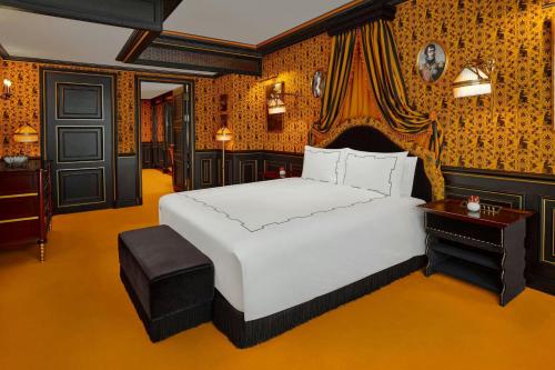 L'Escape, a Luxury Collection Hotel, Seoul Myeongdong — Bedroom