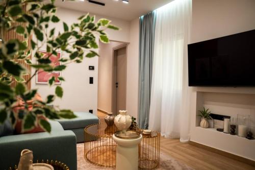 Iconic Luxury Apartment PPG