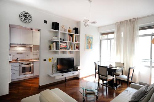 Elegant apartment in the heart of Milan - 2BR 2BA