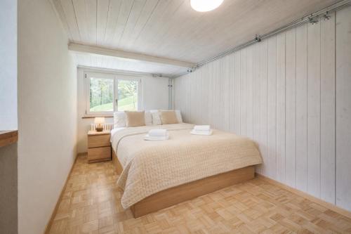 Chalet Mountain Love, spectacular views, spacious & luxurious photo 2