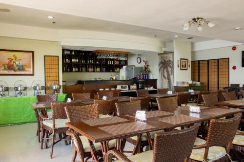 Restaurace v ubytování Palmbeach Resort & Spa Mactan, Cebu