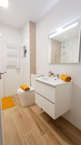 Apartment 50 m from the beach with private parking