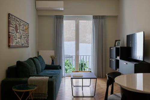 Little Gem: Modern Urban Retreat