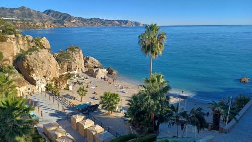 La Amapola, a Little Oasis with Sea View, Pool & Terrace in Nerja