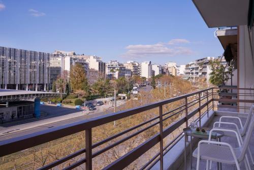 Fix 2bd apartment with Parthenon view