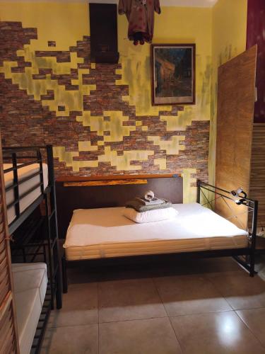 1920's Rooms & Beds