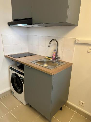 Exclusive Cozy studio - near Arc de Triomphe