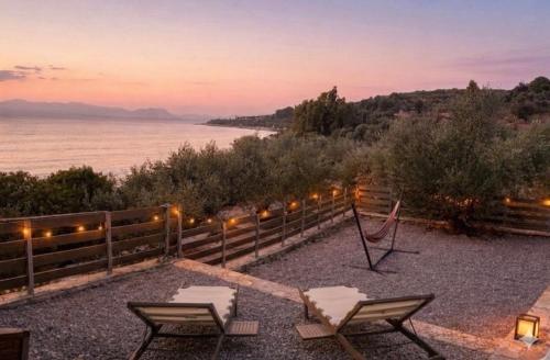 Sadova Messinia Pearl Cozy Seafront Tiny House