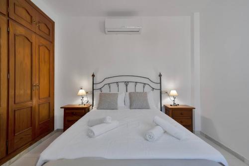 Mediterranean villa near the sea in Marbella - VILLA PALMERAS 23A