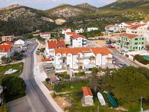 Sea View Apartment with FREE parking