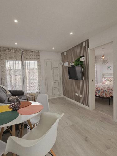 Apartamento Jardines de Babilonia! WIFI! PLAYA! PORT AVENTURA!
