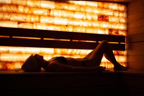 Sauna Haus pad Free sauna sleeps 5 great location photo 14