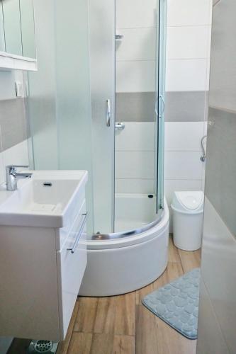Apartments by the sea Seline, Paklenica - 25455