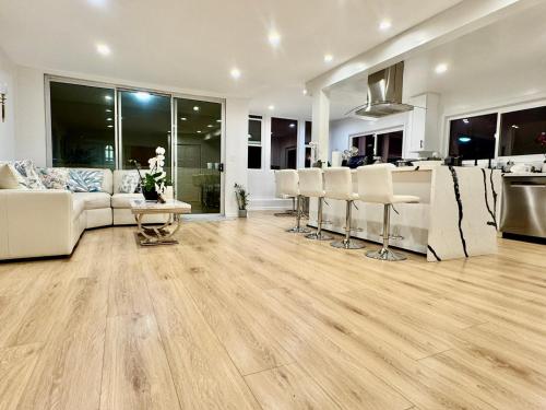 Gallery image of Proper Stays at Melrose Place - West Hollywood Premium M-suite in Los Angeles