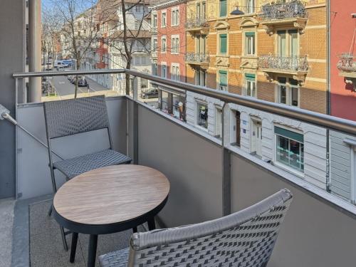 2BR flat in the city center - West 12